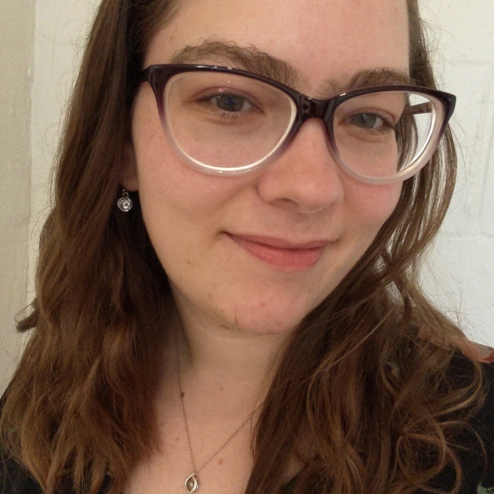 Meet your Posher, Hannah